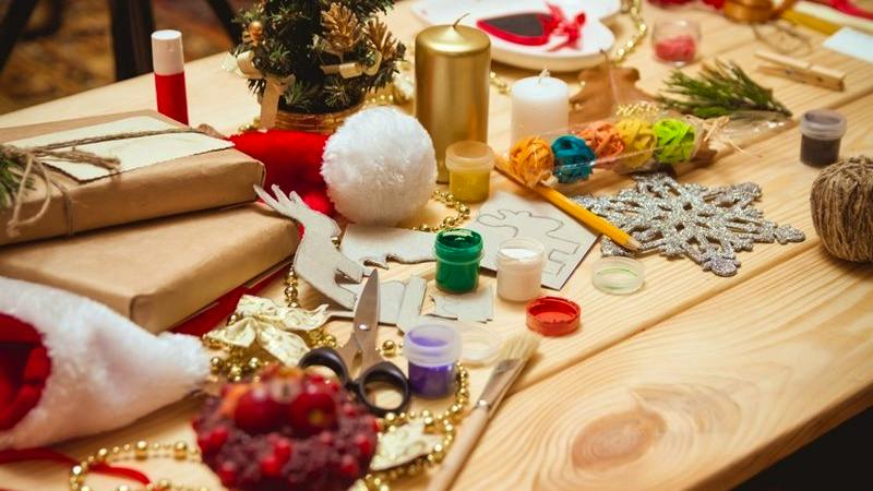 Festive Christmas Crafts